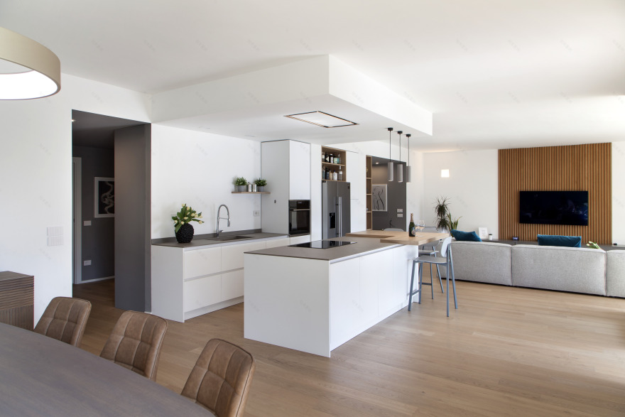 湖景宽幅公寓丨意大利莱科-7