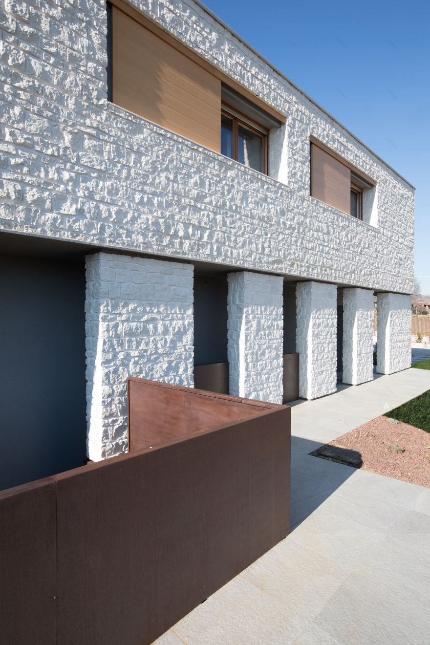 意大利乡村别墅 MK,融入自然的纯净设计-15