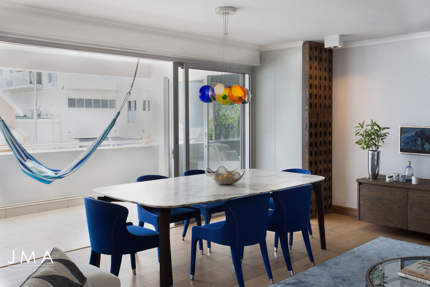 色彩与海景共融的南非公寓设计-3