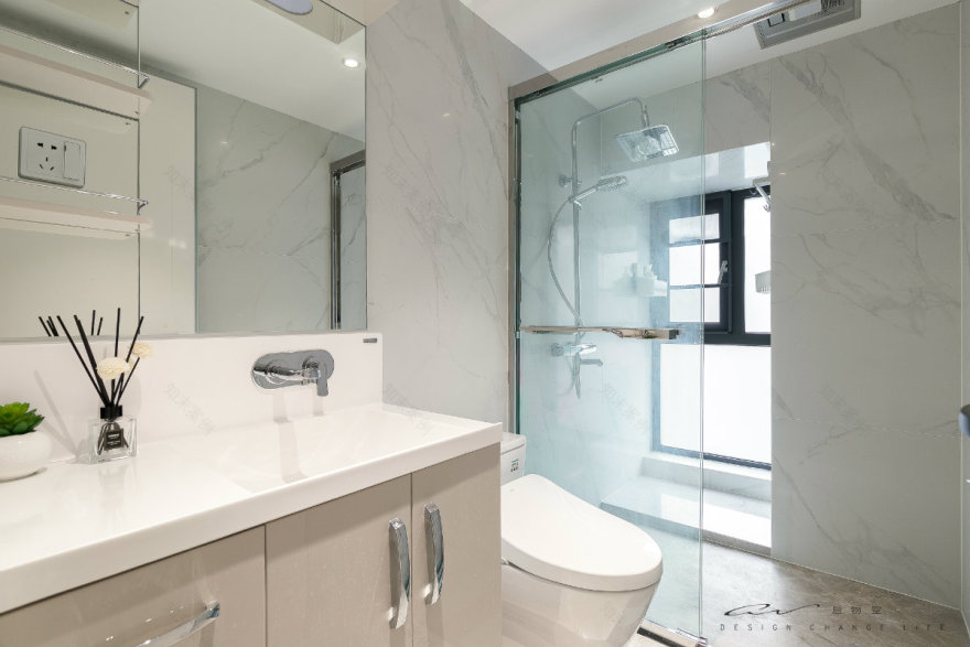 双主卧 90 平空间设计,木色电视墙与仿生植物的完美融合-54