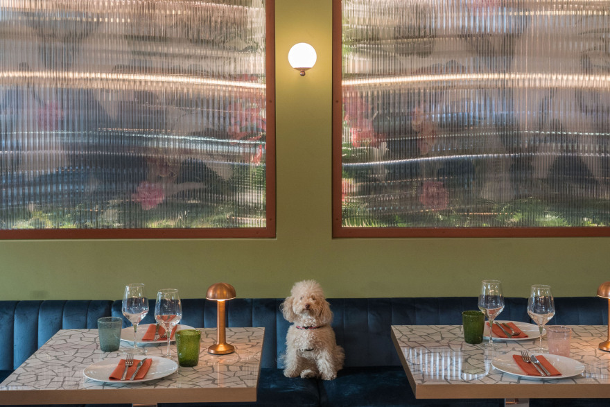 迪奥拉码的“昆斯咖啡馆” | 几何图案与柔和色调的完美融合-17