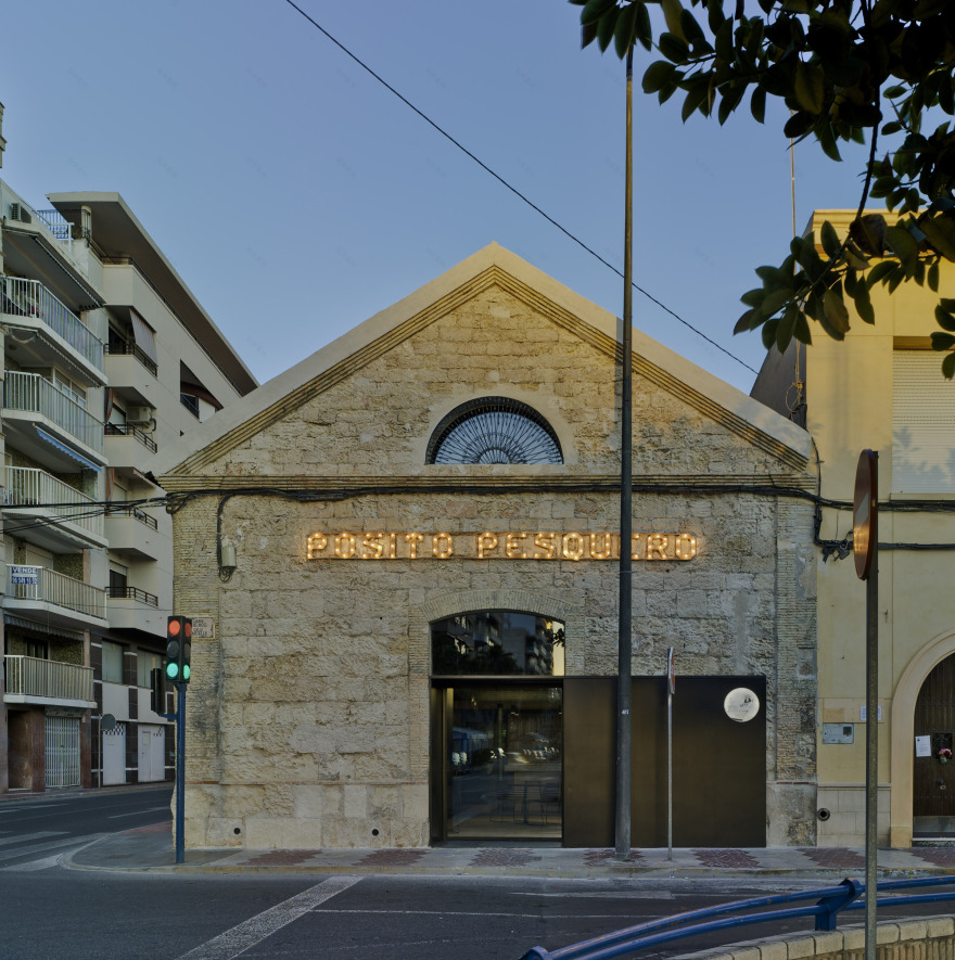 惊艳翻新的 19 世纪工业建筑 | Posito Pesquero-40