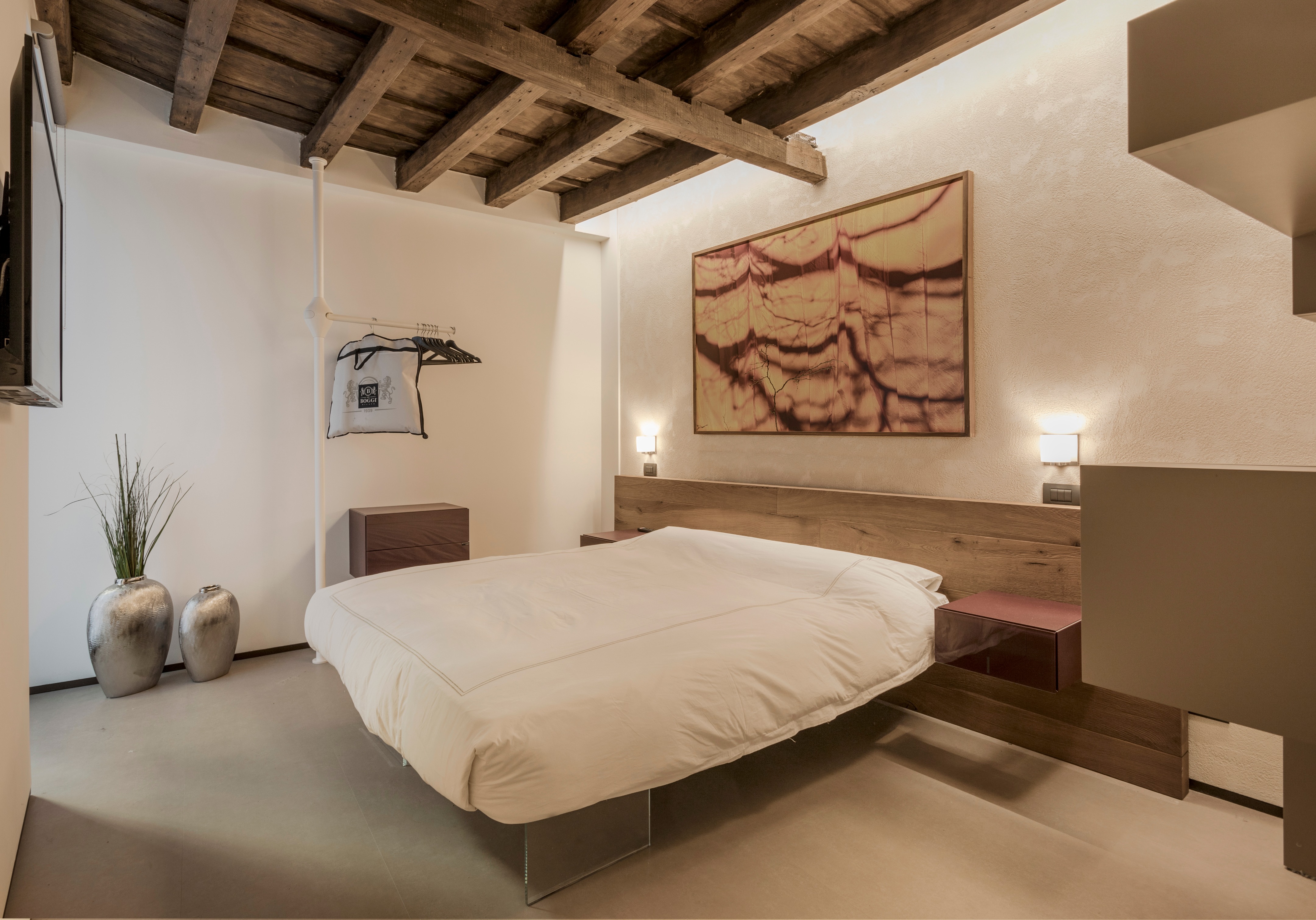 米兰圣戈达尔多酒店翻新设计-16