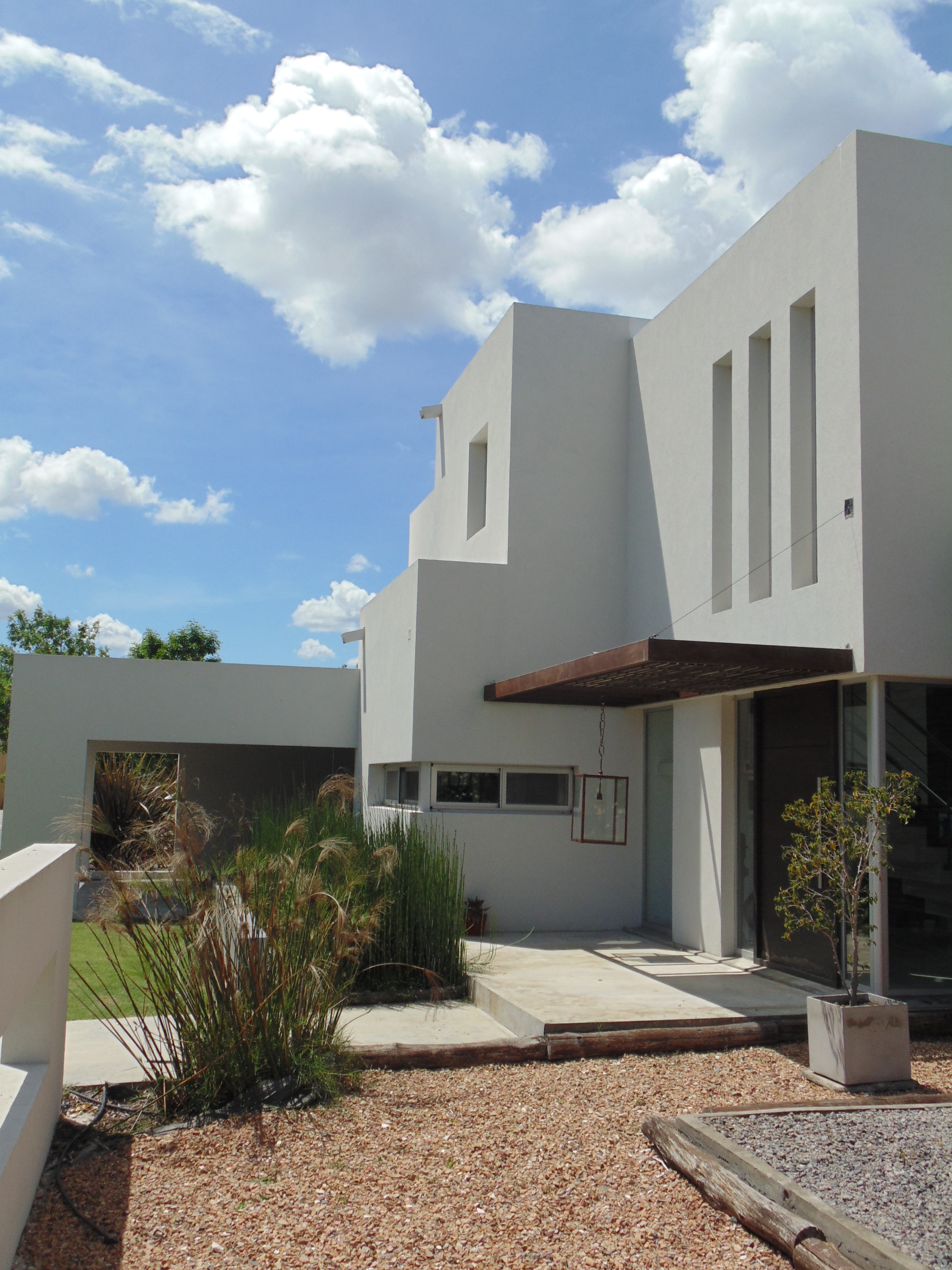 倒置阳光下的海滨别墅-2