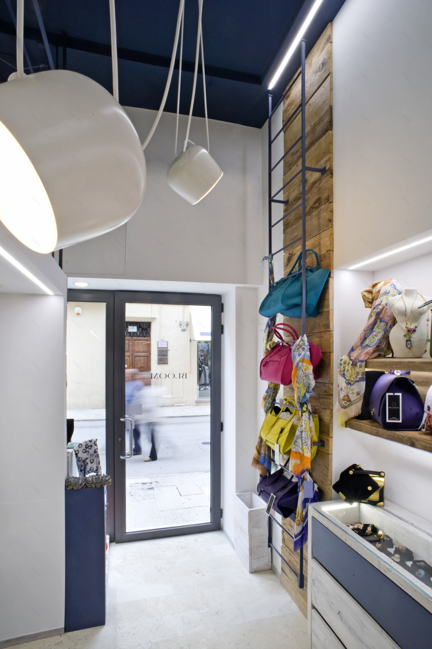 20 平米小店的现代与环保设计-9