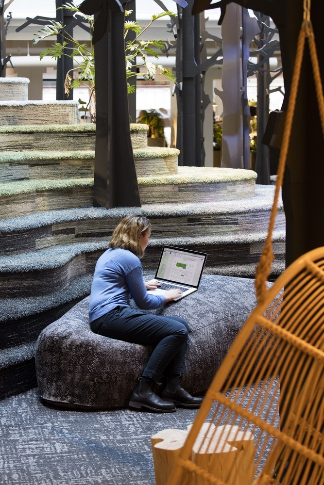 瑞典森林中的游戏王国 | King 办公室设计-37