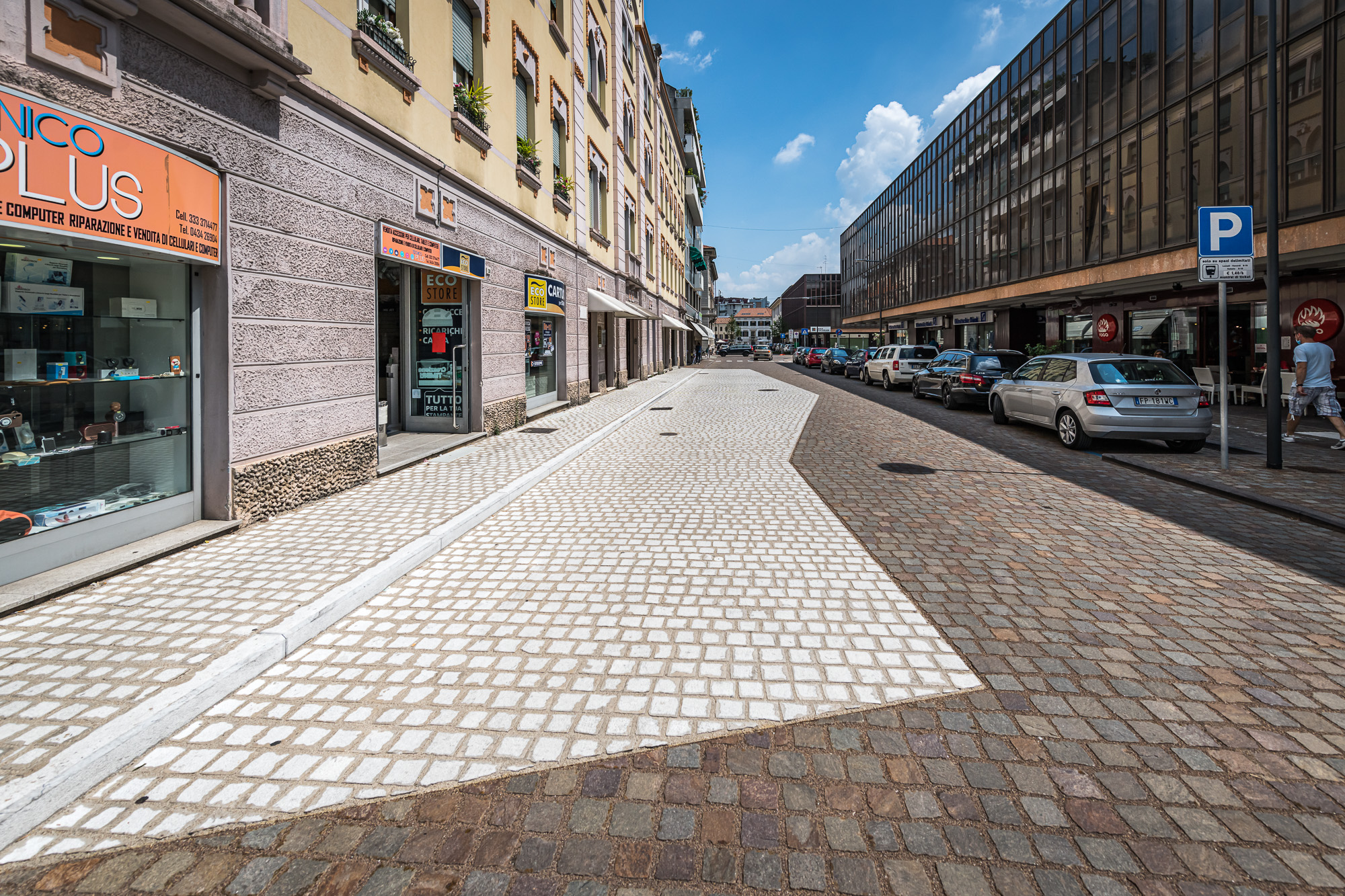 历史印记的街道改造 · Pordenone 市政厅的可持续城市发展计划-6