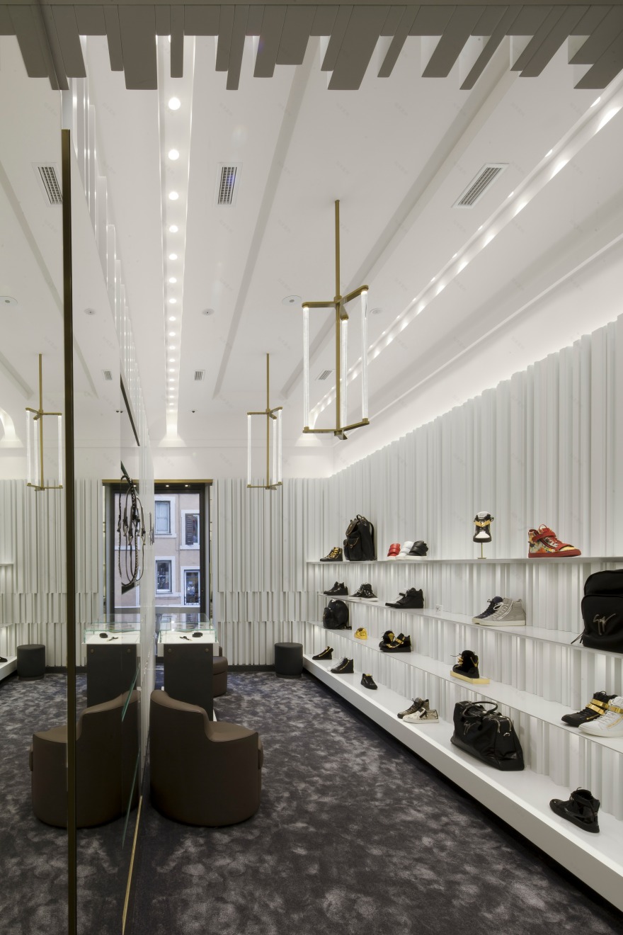 罗马旗舰店设计,传统与现代的完美融合-8