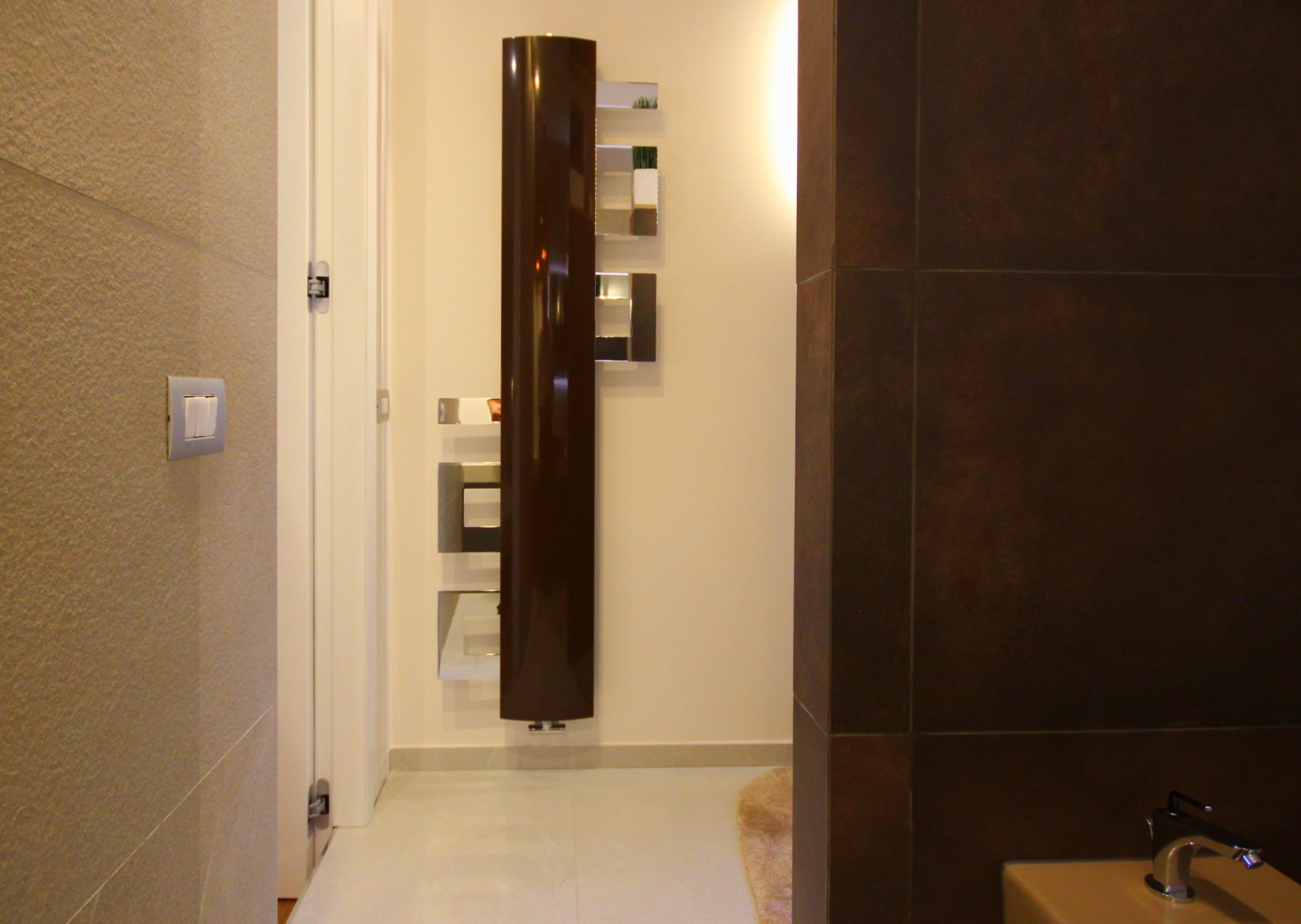 温馨现代家居，打造多功能生活空间-31