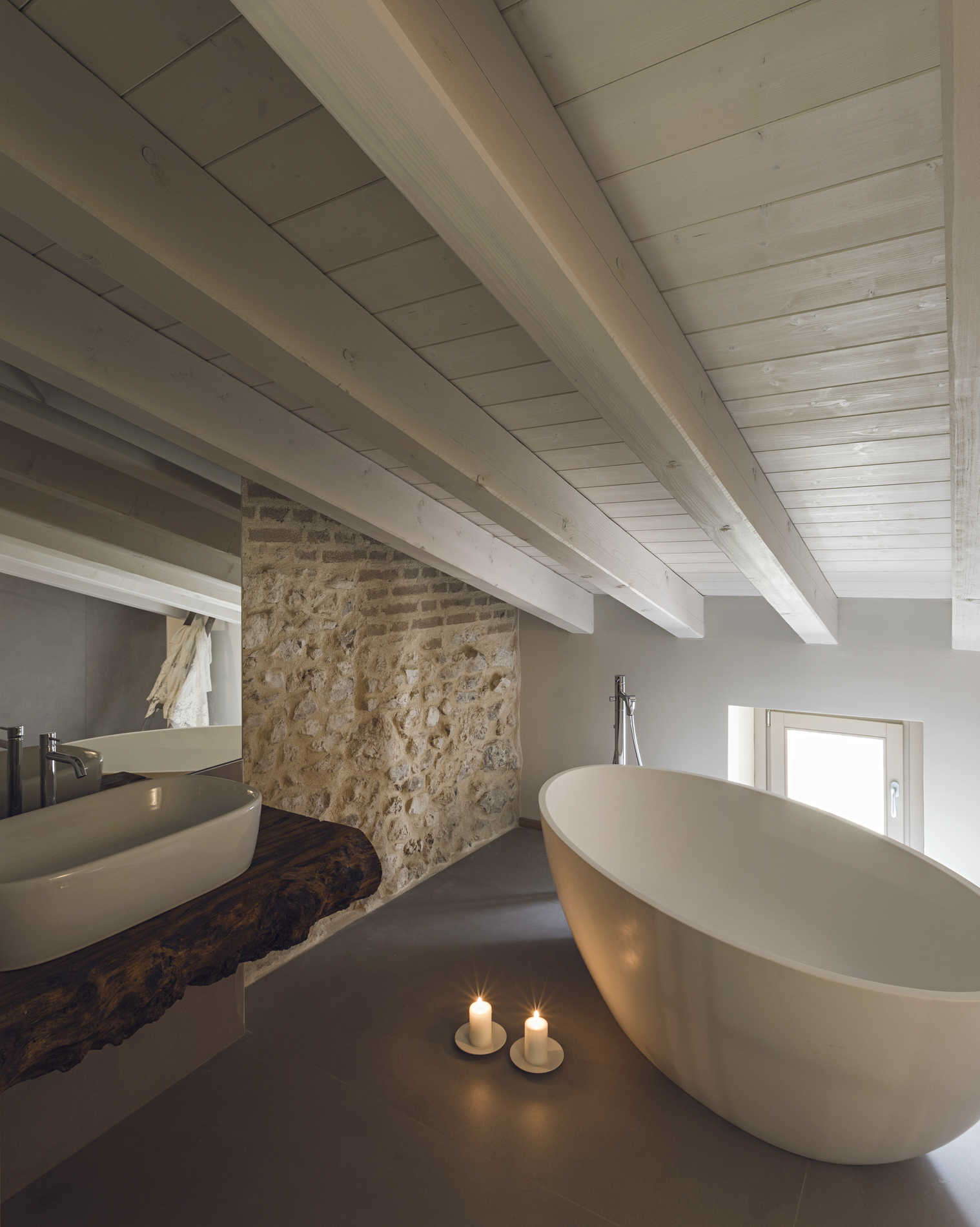 Studio Saramondi丨别墅建筑丨Caveruna-11