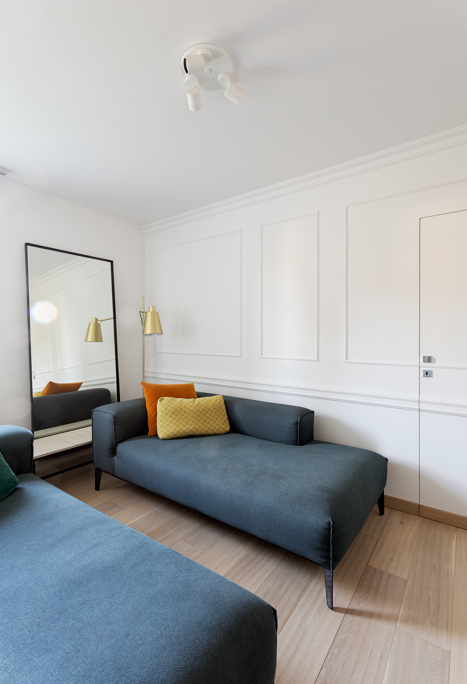 绿意盎然的意式别墅家居设计-16