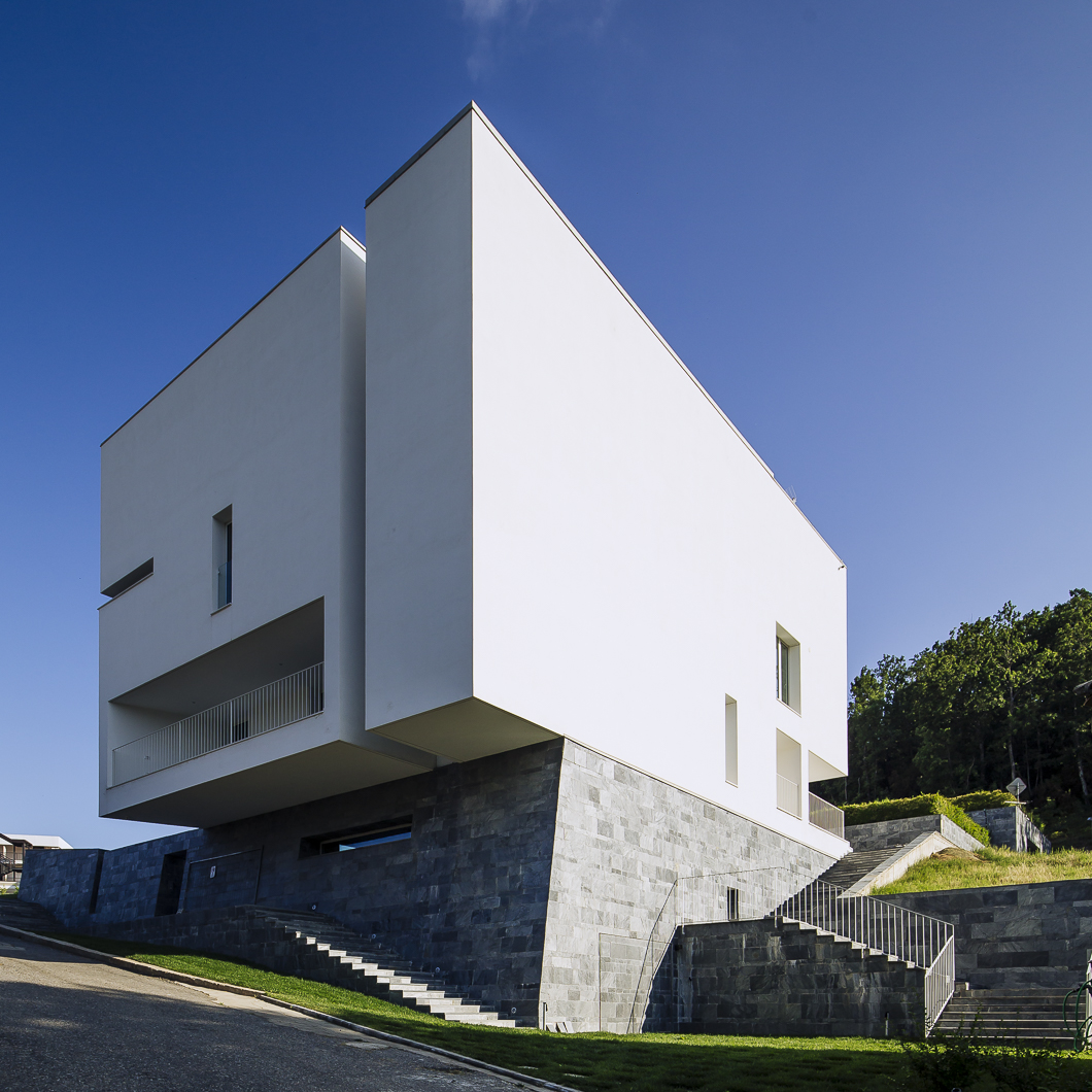 意大利 Sila 山区的生态住宅设计-3