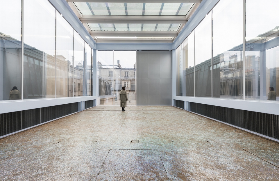 老佛爷百货基金会艺术空间，巴黎/在旧工业建筑中置入可移动的展览平台-35