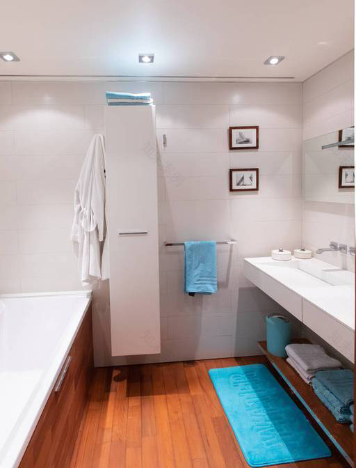 简约线条与高贵材质的完美融合-4