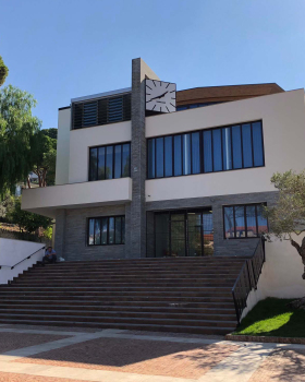 意大利 Castellabate 市政厅木结构扩建