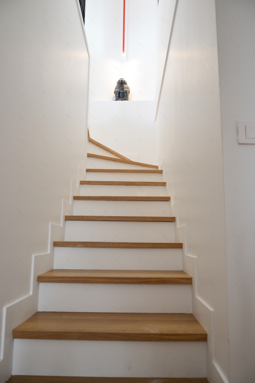 巴黎埃菲尔铁塔美景尽收眼底的两层复式公寓改造-13