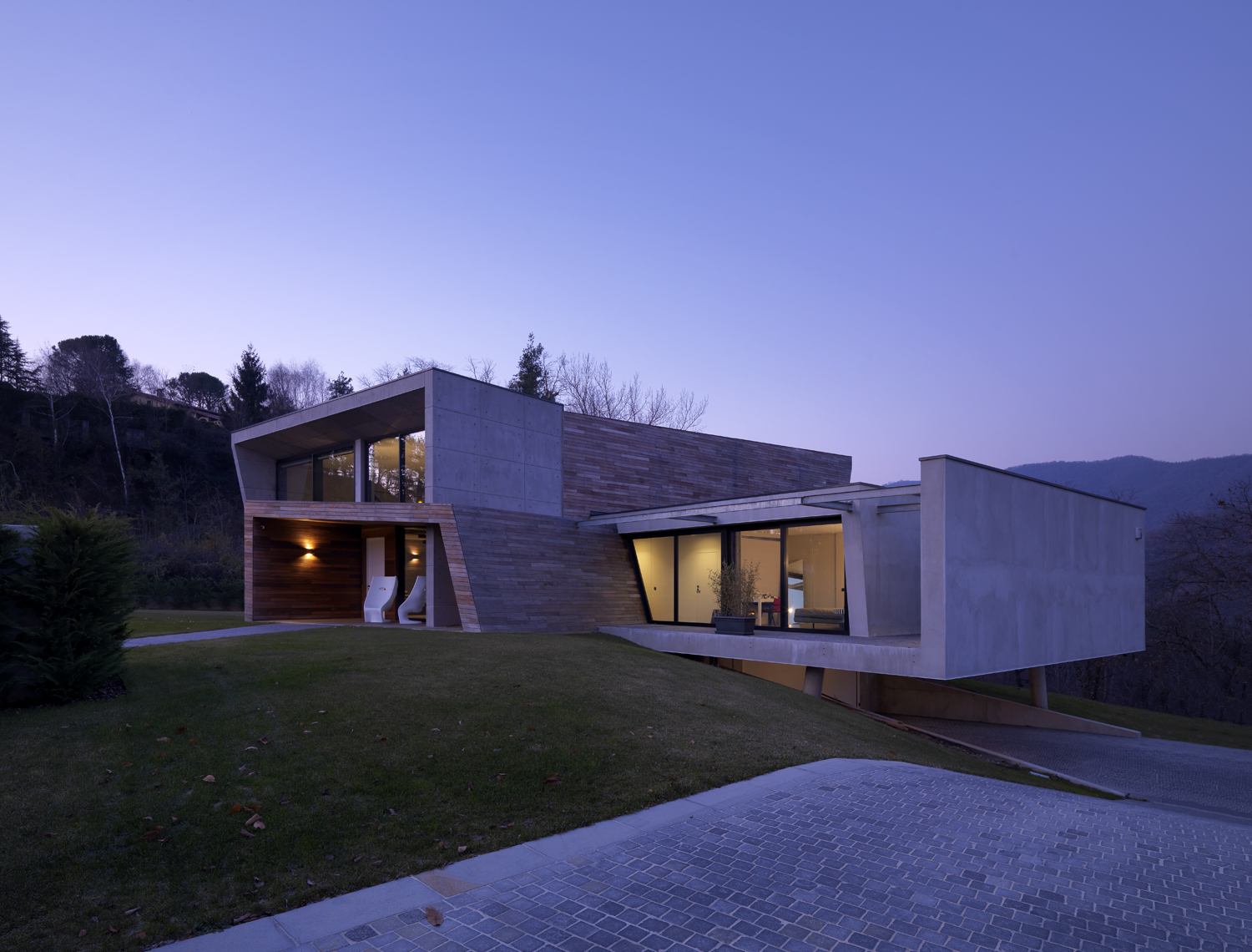 悬浮森林中的透明别墅-98