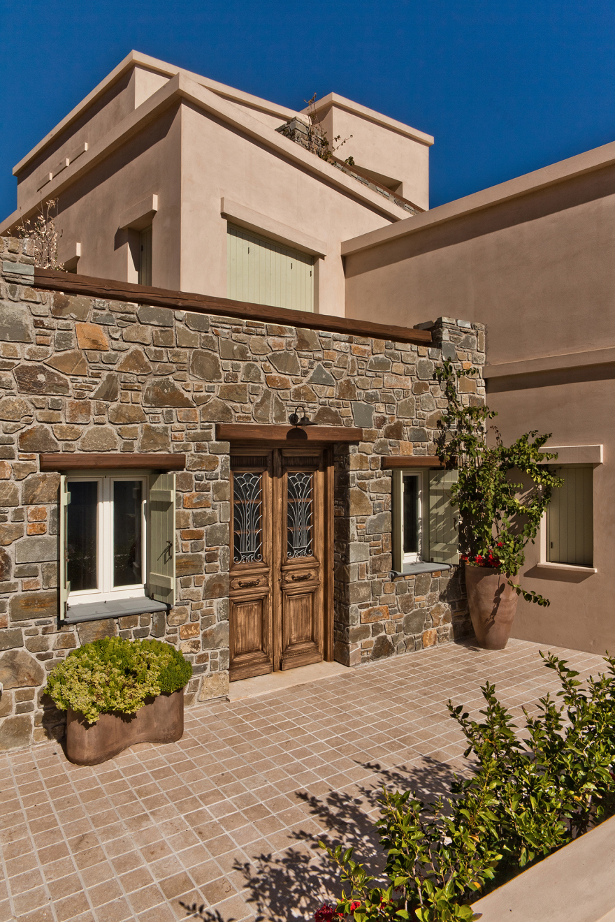 卡帕多斯悬崖上的自然灵感夏季度假屋丨A&,M-13