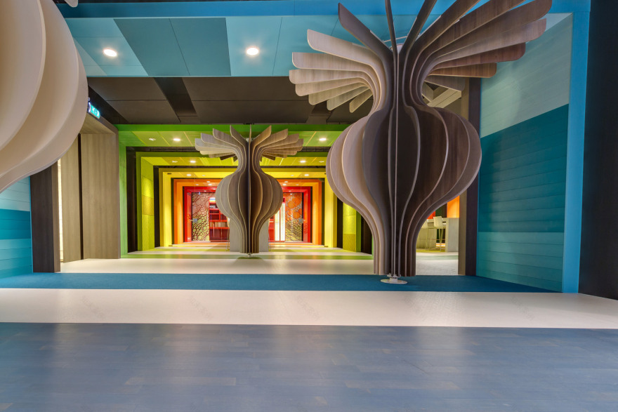 M+R 的 SHAPES 展示空间 | 莲花与变色龙的纯净美与多样性-7