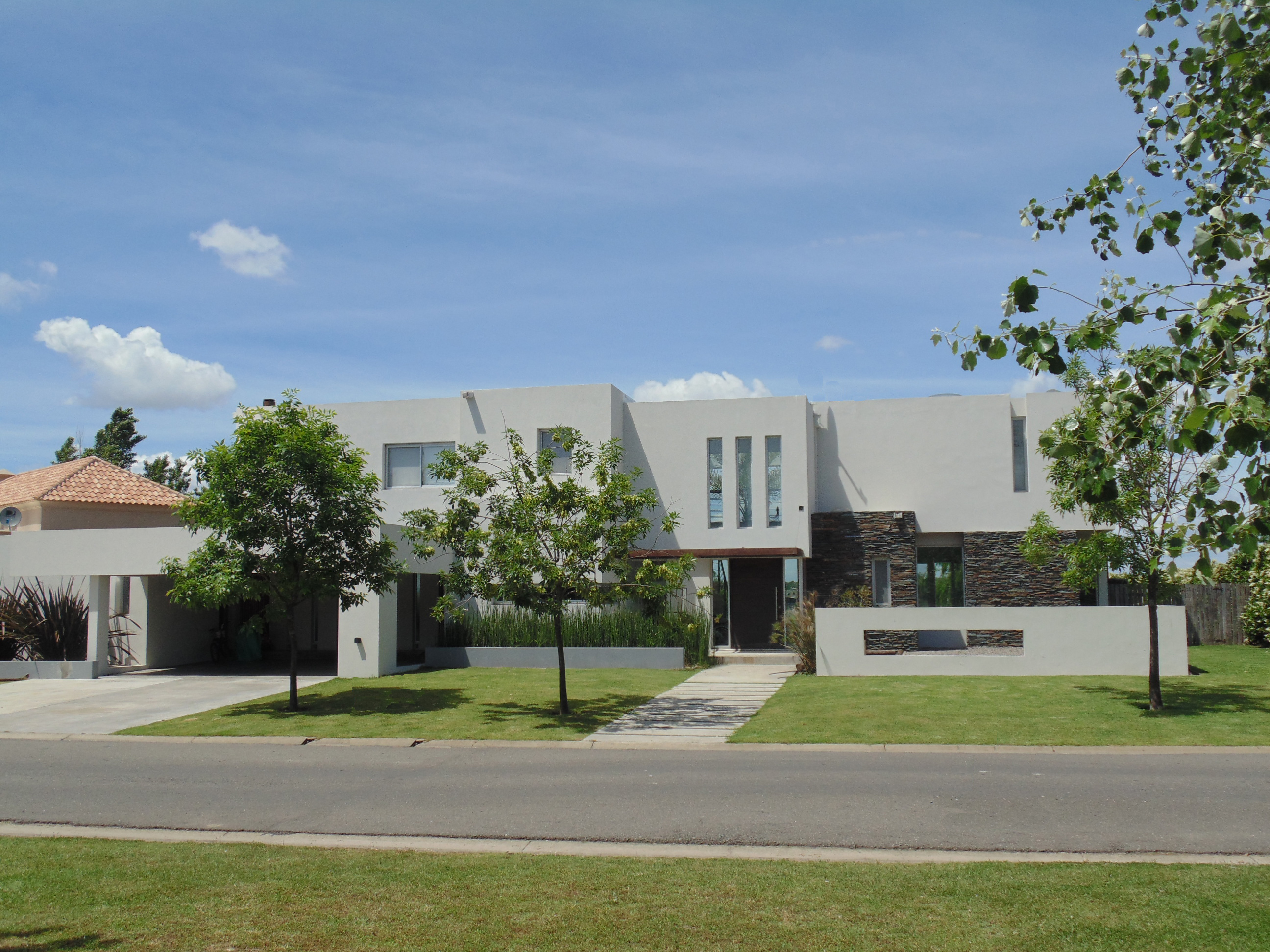 倒置阳光下的海滨别墅-10