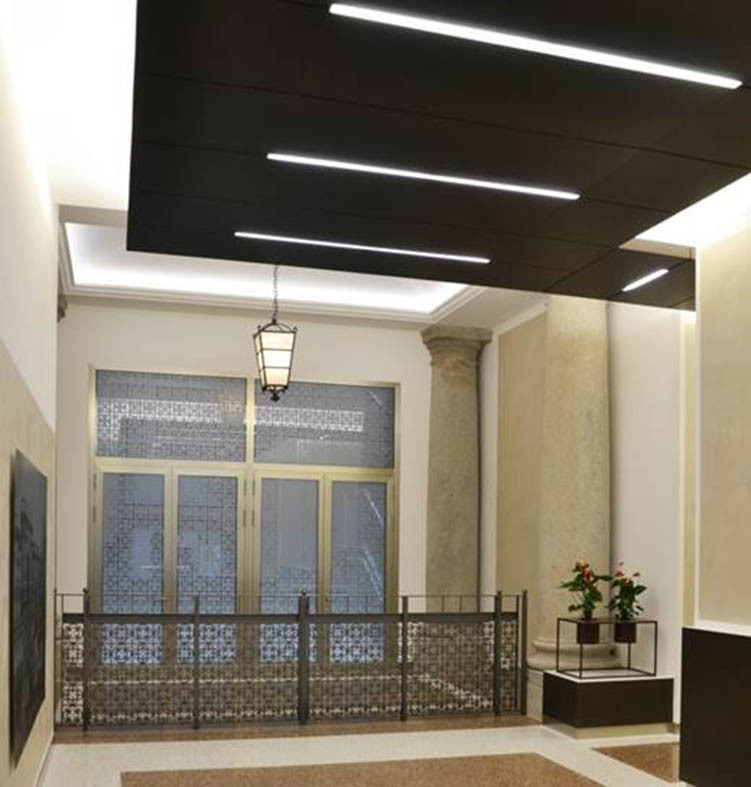 米兰历史建筑翻新变身现代办公空间-2