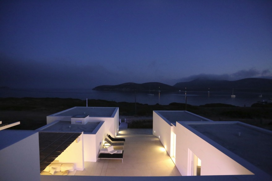 Antiparos 海边别墅 | 简约风格与自然光线完美融合-17