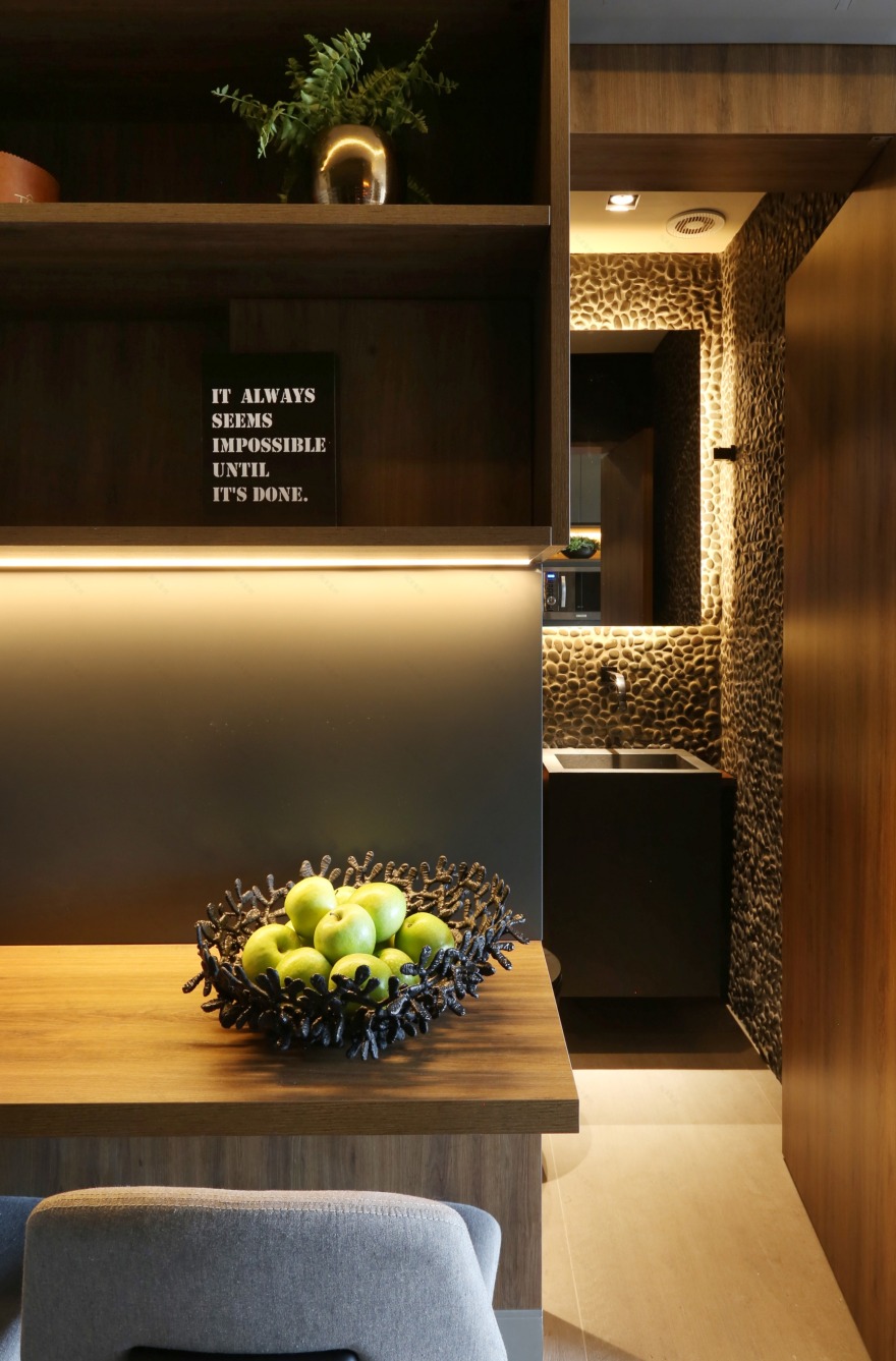 70 平米公寓变身现代酒店风都市家居-9