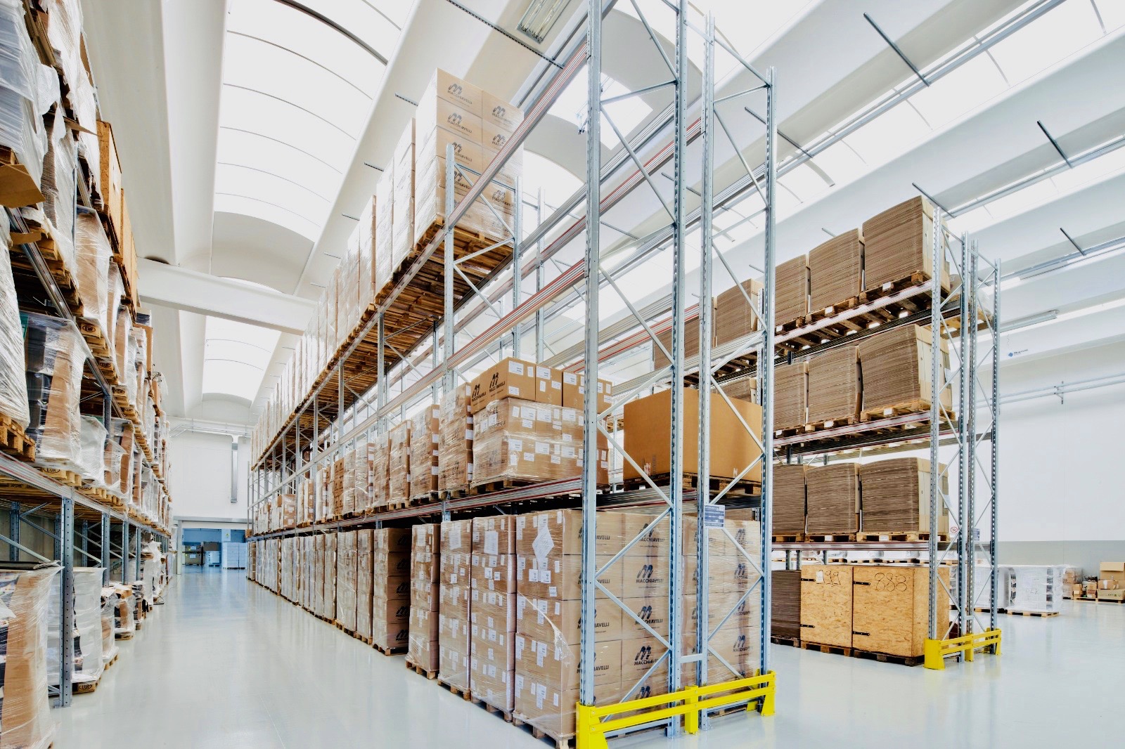 意大利 Caffe Vergnano 咖啡店生产基地扩建-7