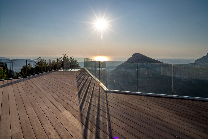 意大利卡普里岛悬空步道花园设计丨Trentinara 市政府-6