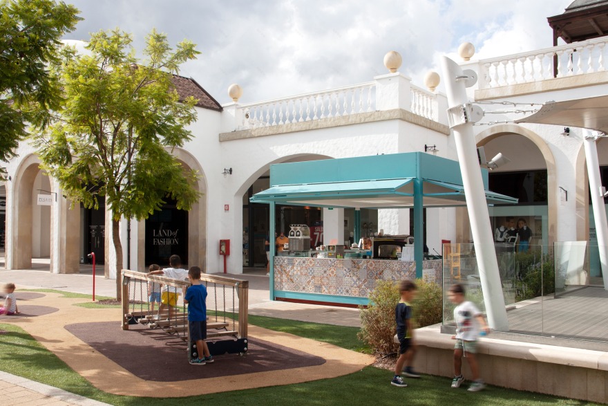 意大利食品摊位设计-5