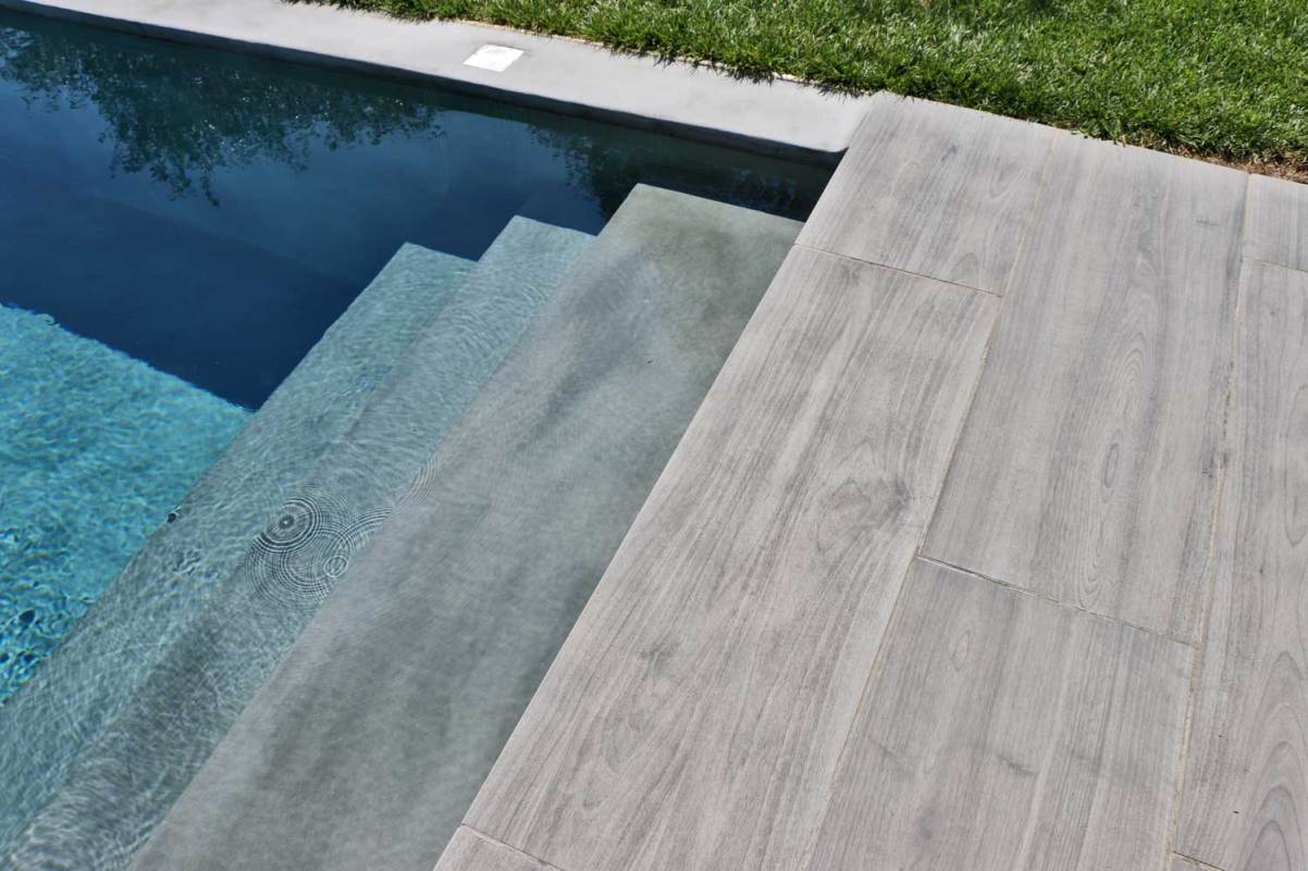 米兰别墅设计,户外木纹石地板打造现代简约风-4