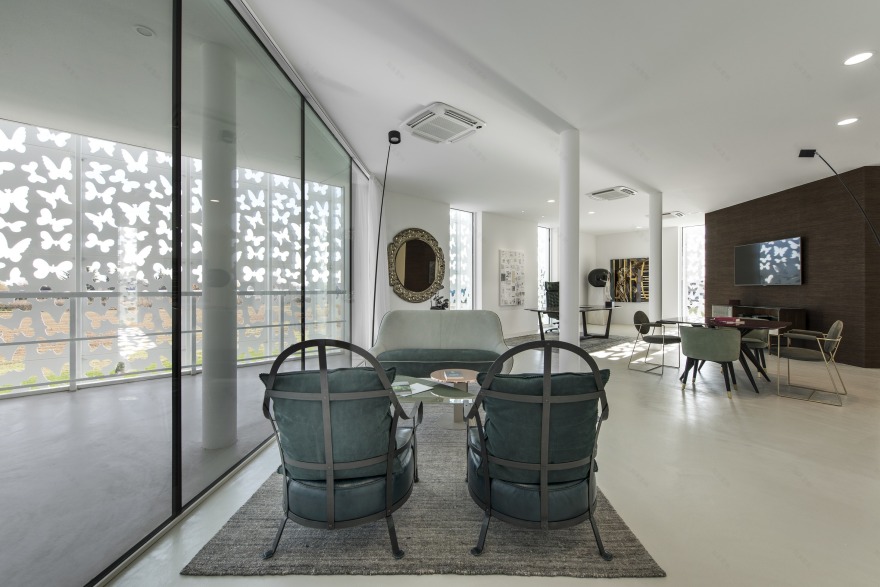 意式蝶舞·Omnicos 化妆品总部办公建筑-19