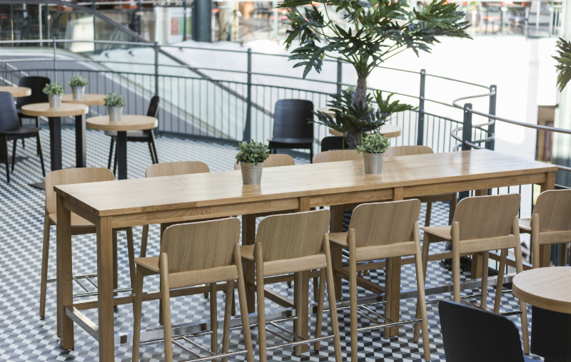 芬兰 Myly 购物中心 Qualitano & Tsiken 餐厅 · 创新室内设计提升顾客体验-17