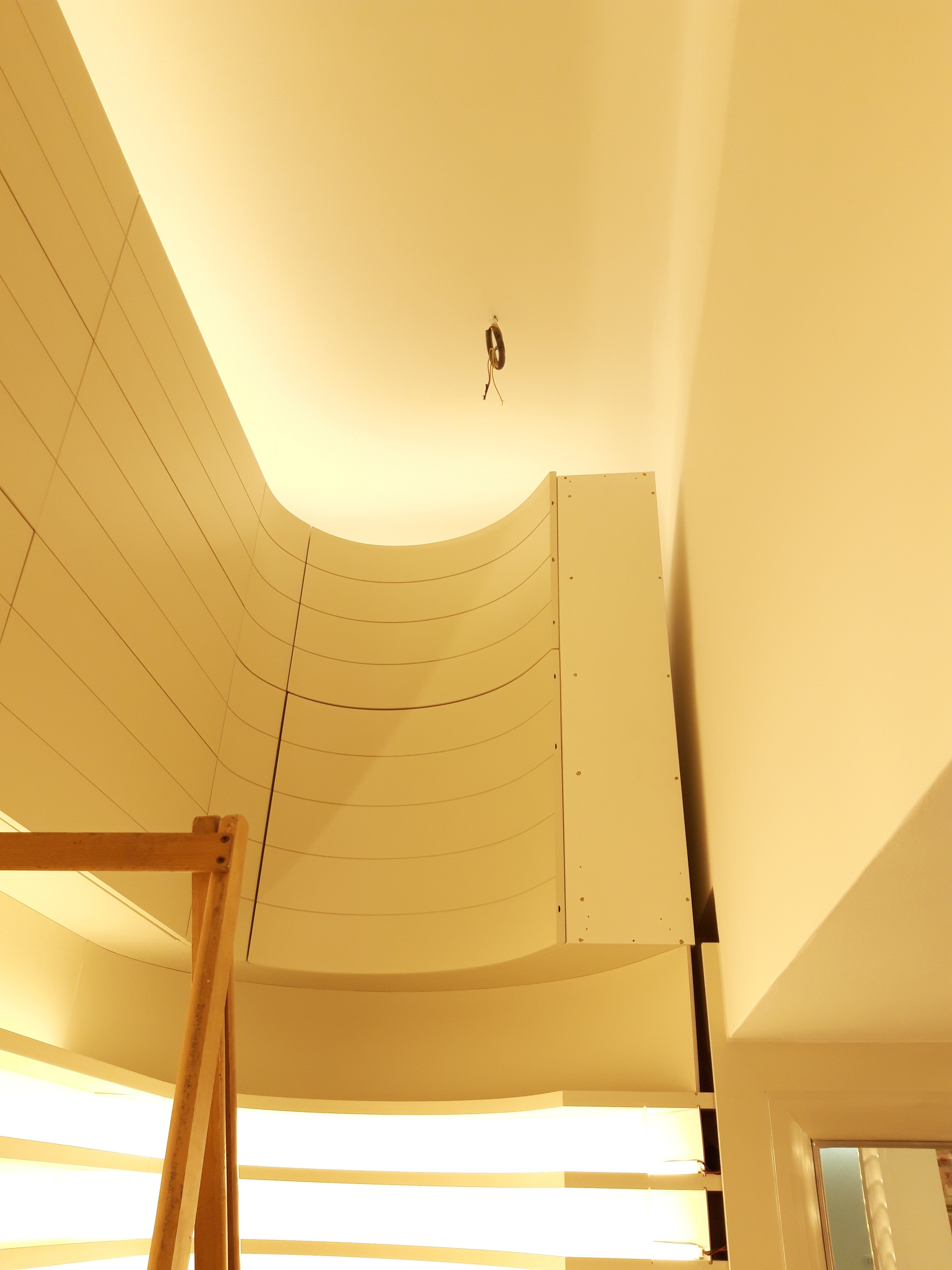 旧建筑新生的商业空间-14