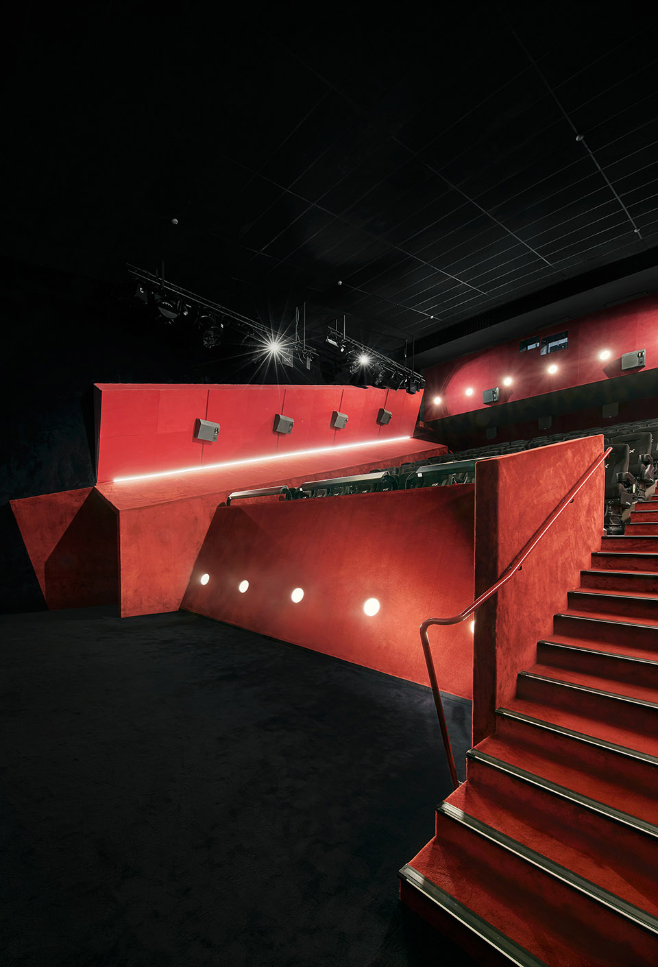 Filmax电影院的4个放映厅改造，西班牙/开发沉浸式的观影体验以吸引数字时代的观众-97
