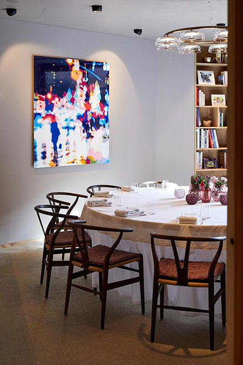 阿尔卑斯风情 西餐厅 Architect and Friends 打造现代用餐空间-4