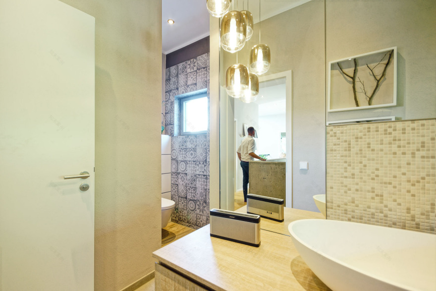 柏林 Brannenburger 单家庭住宅,创意布局实现多功能空间-17