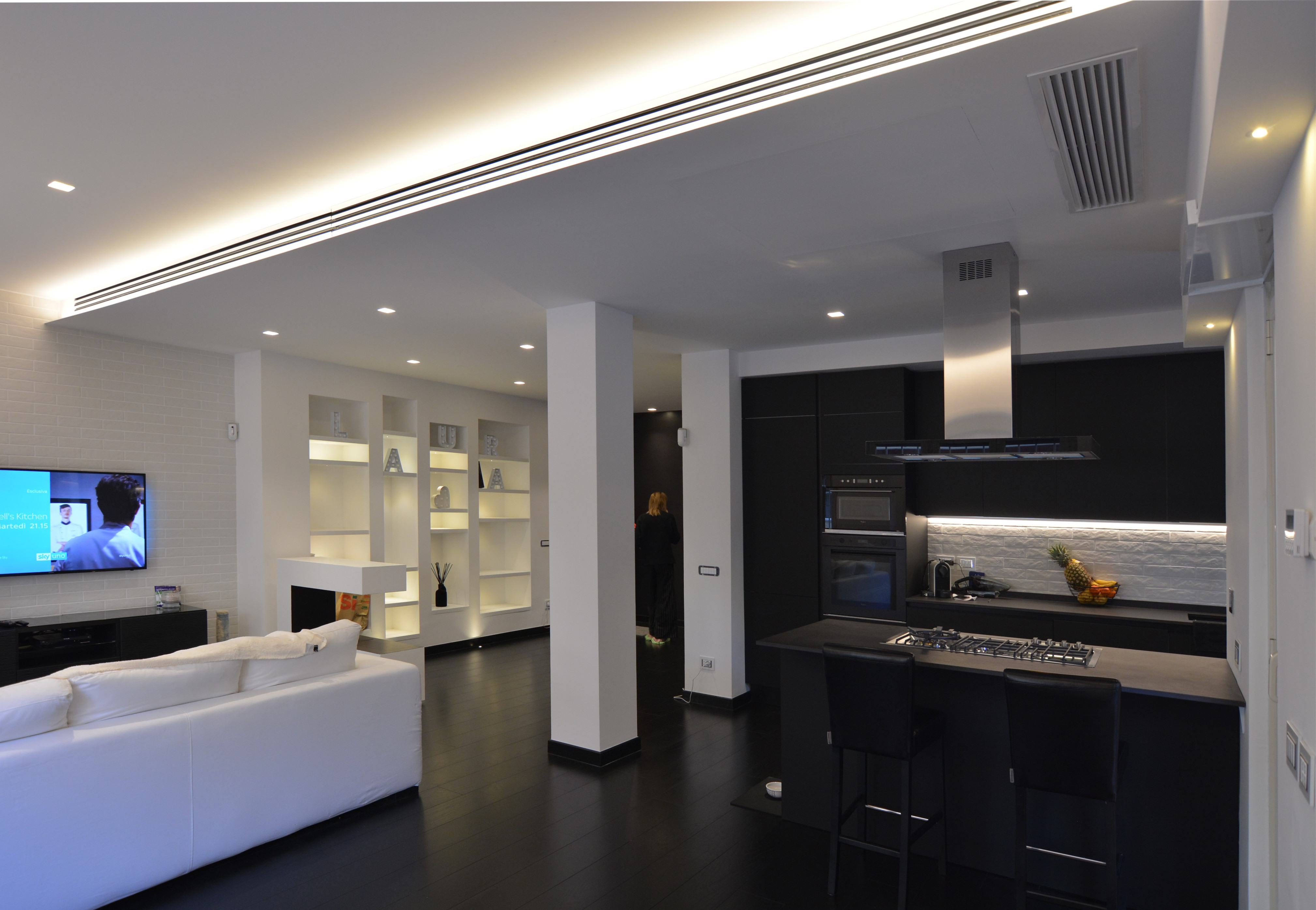 60 年代建筑里的现代公寓设计-4