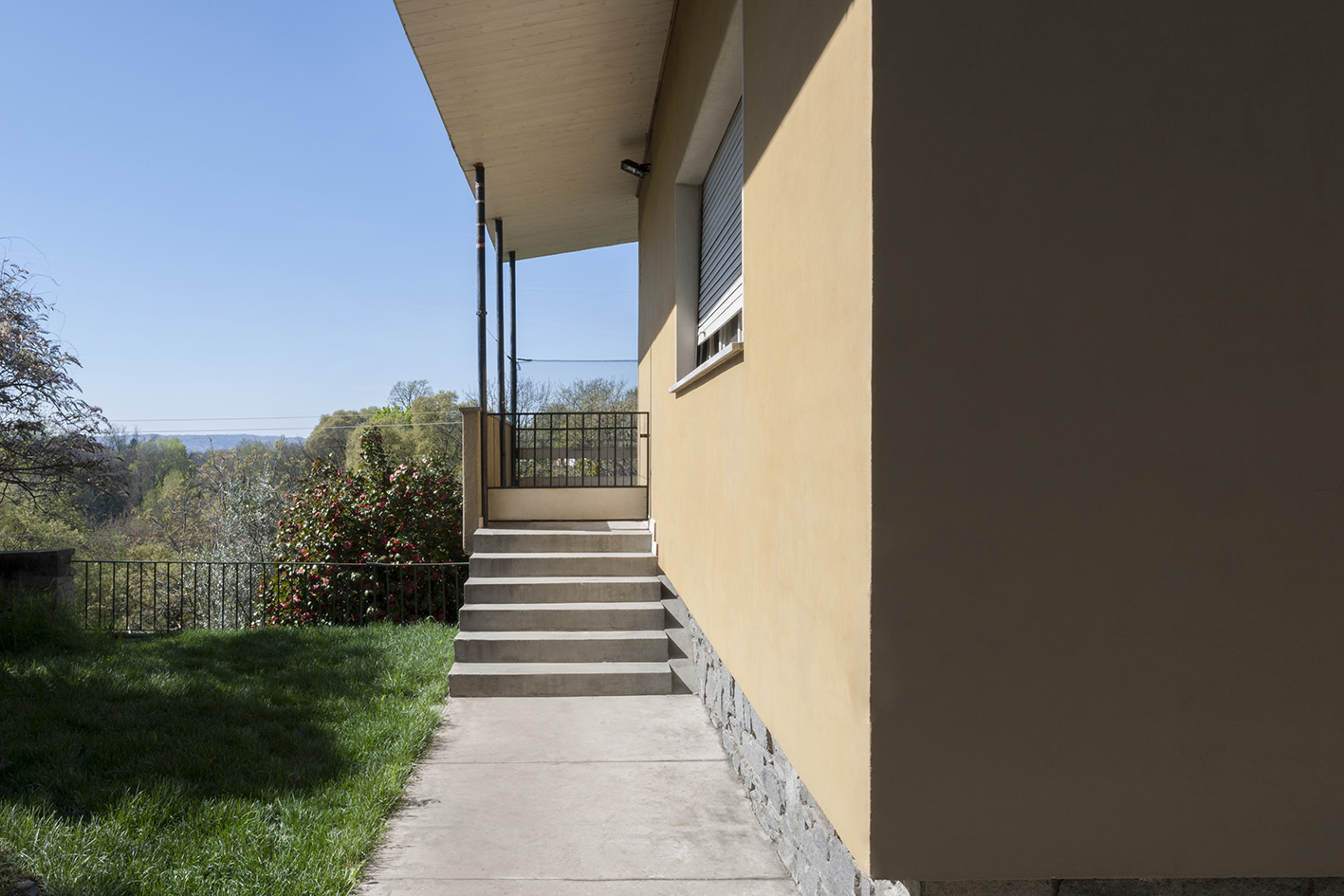 1952 年意大利别墅设计,展现景观与室内和谐共生-6