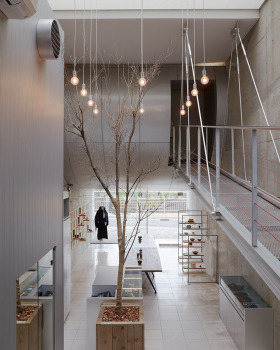 拉谢内加咖啡厅（La Cienega and Cafe）