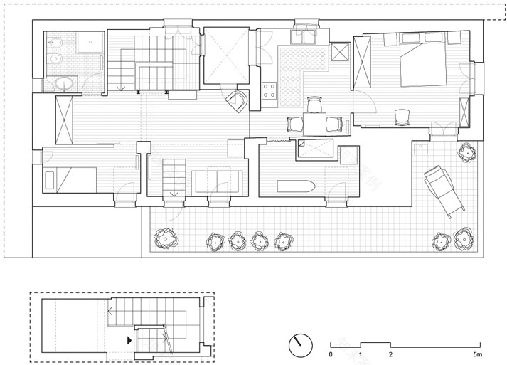 历史中心 90 平米阁楼公寓,舒适休闲风格,露台俯瞰热那亚古城-15