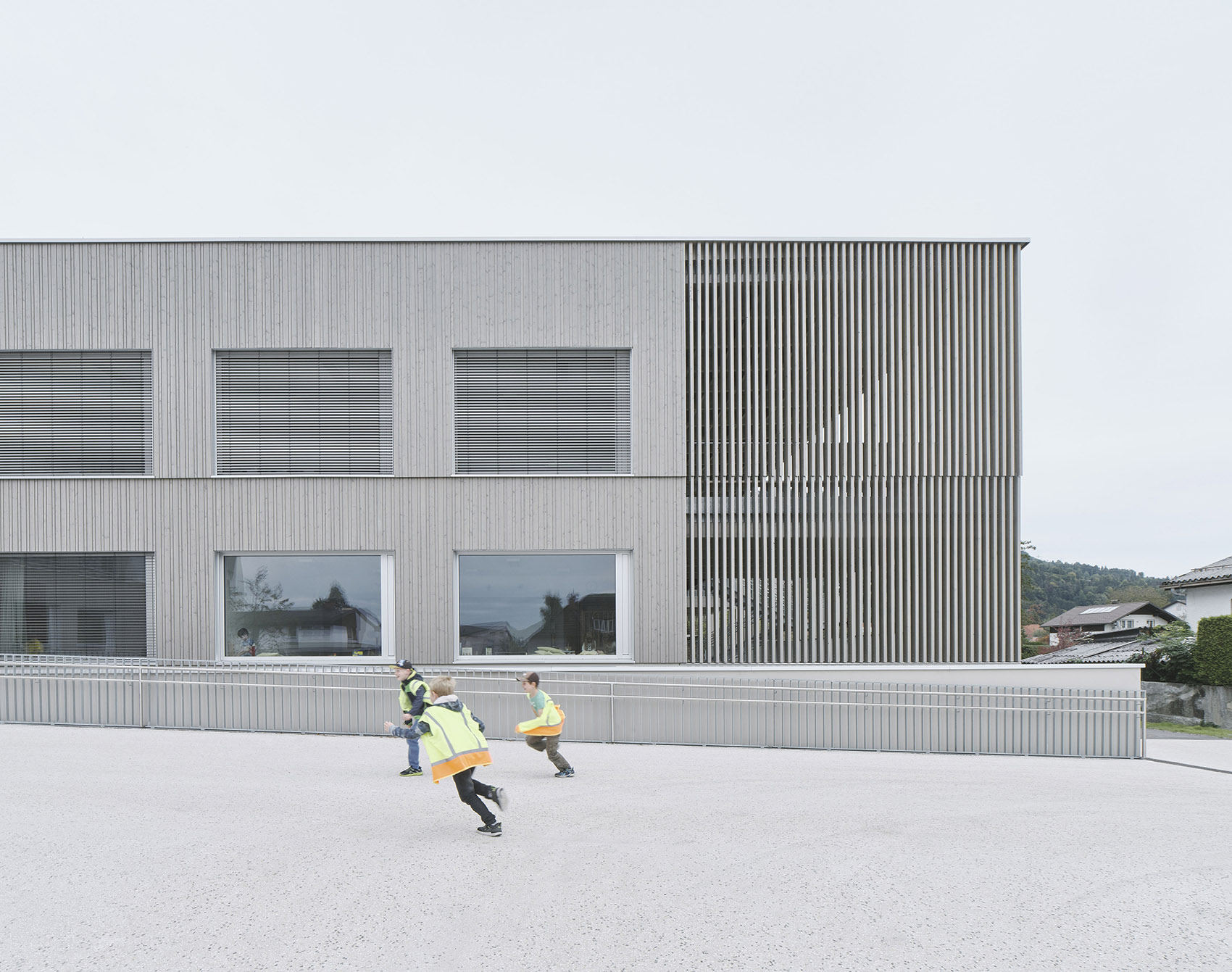 Bütze Wolfurt小学，奥地利/连接新旧建筑，创造统一连续的校园空间-13
