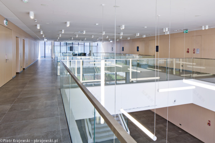 华沙高级材料与技术中心(CEZAMAT)-3