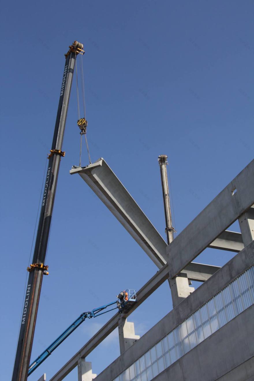 意大利钢铁工厂的现代化改造-11