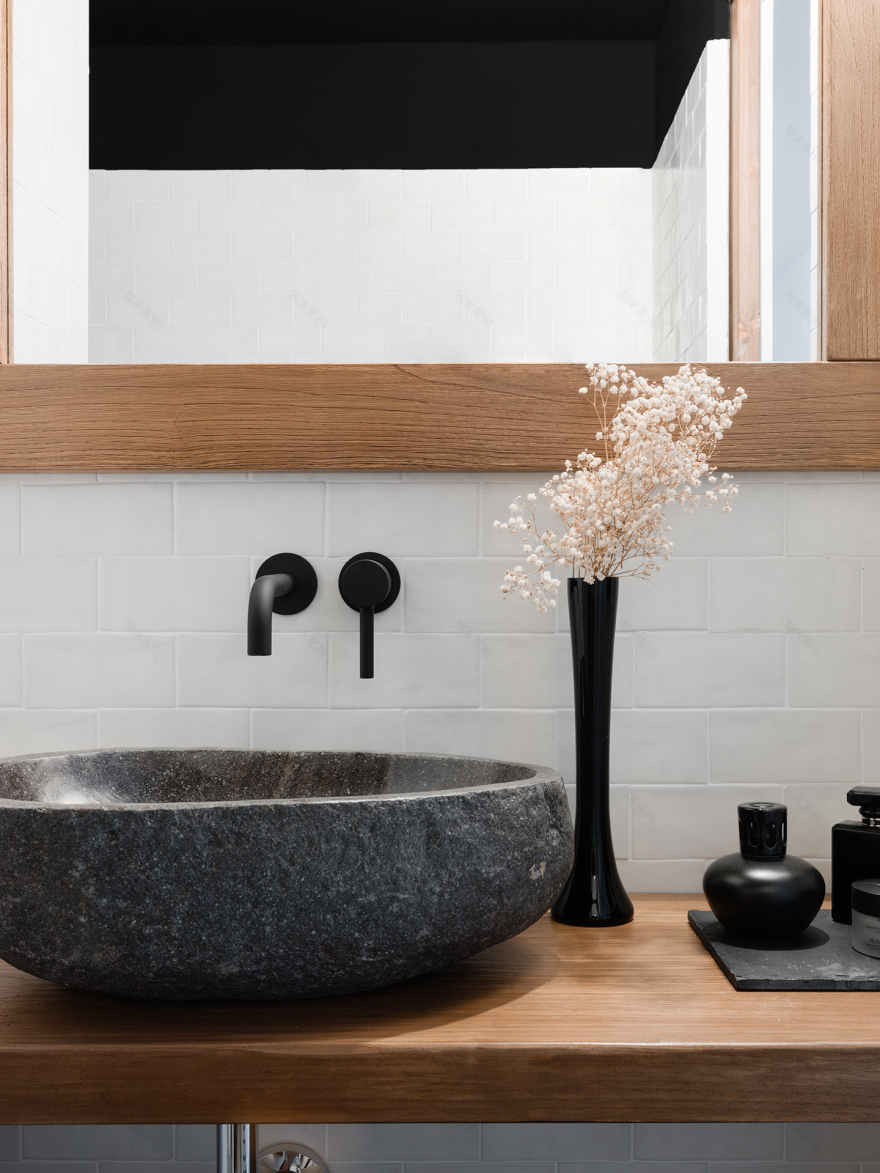 古老城区的浪漫小公寓-12