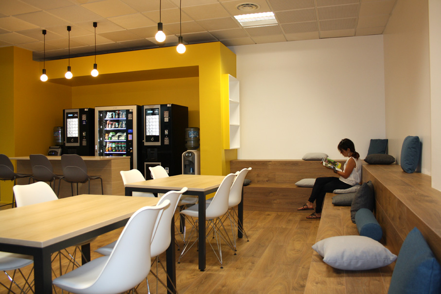 Asics 意大利旗舰店-3