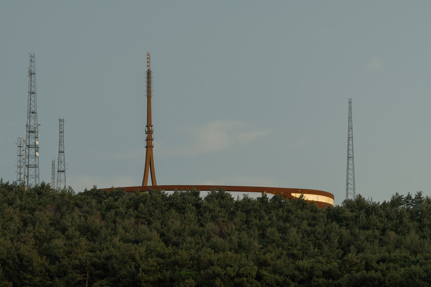 Çanakkale信号塔，土耳其/集景观娱乐功能为一体的天线塔-3