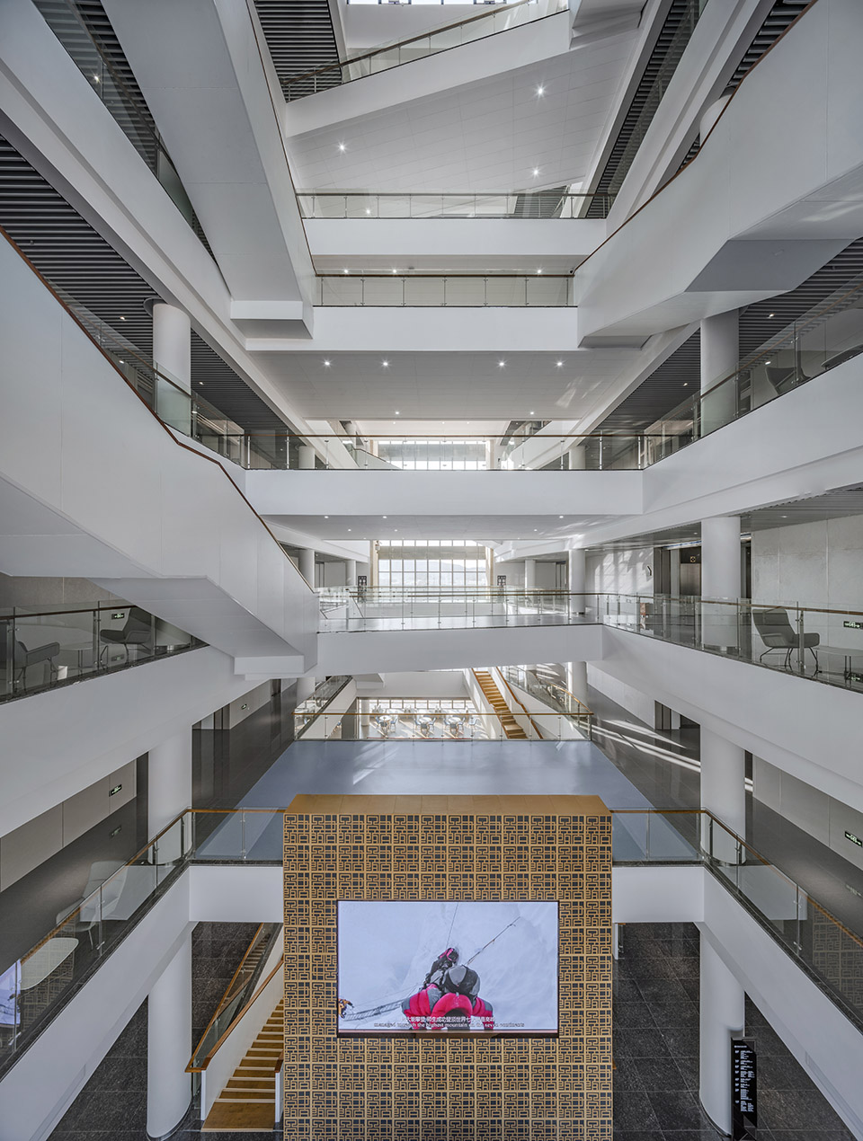 中国地质大学未来城新校区图书馆，武汉/“基石”与“容器”-102
