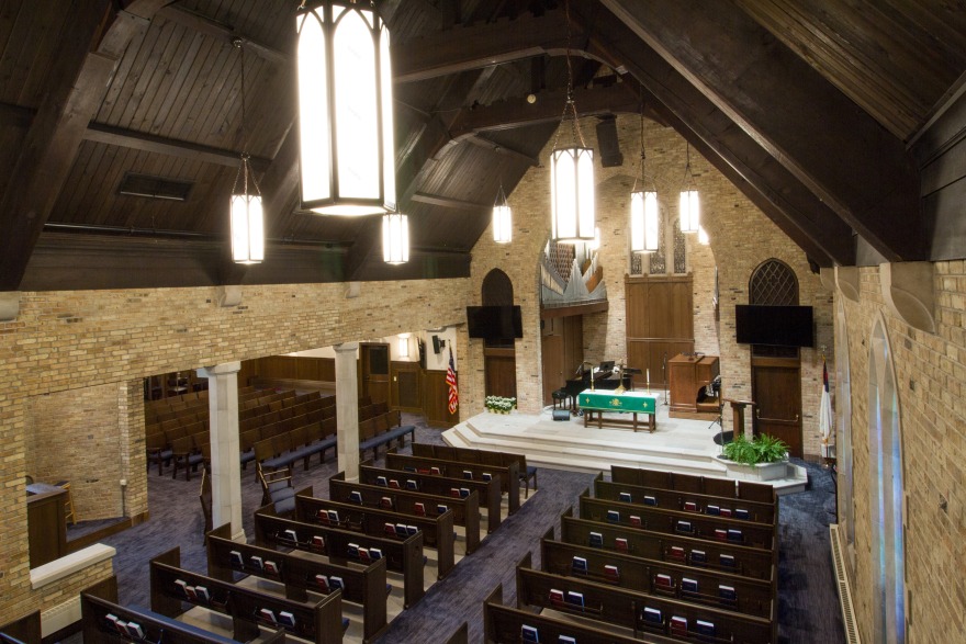 翻新后的 Hinsdale 教堂,现代与古典的完美融合-0