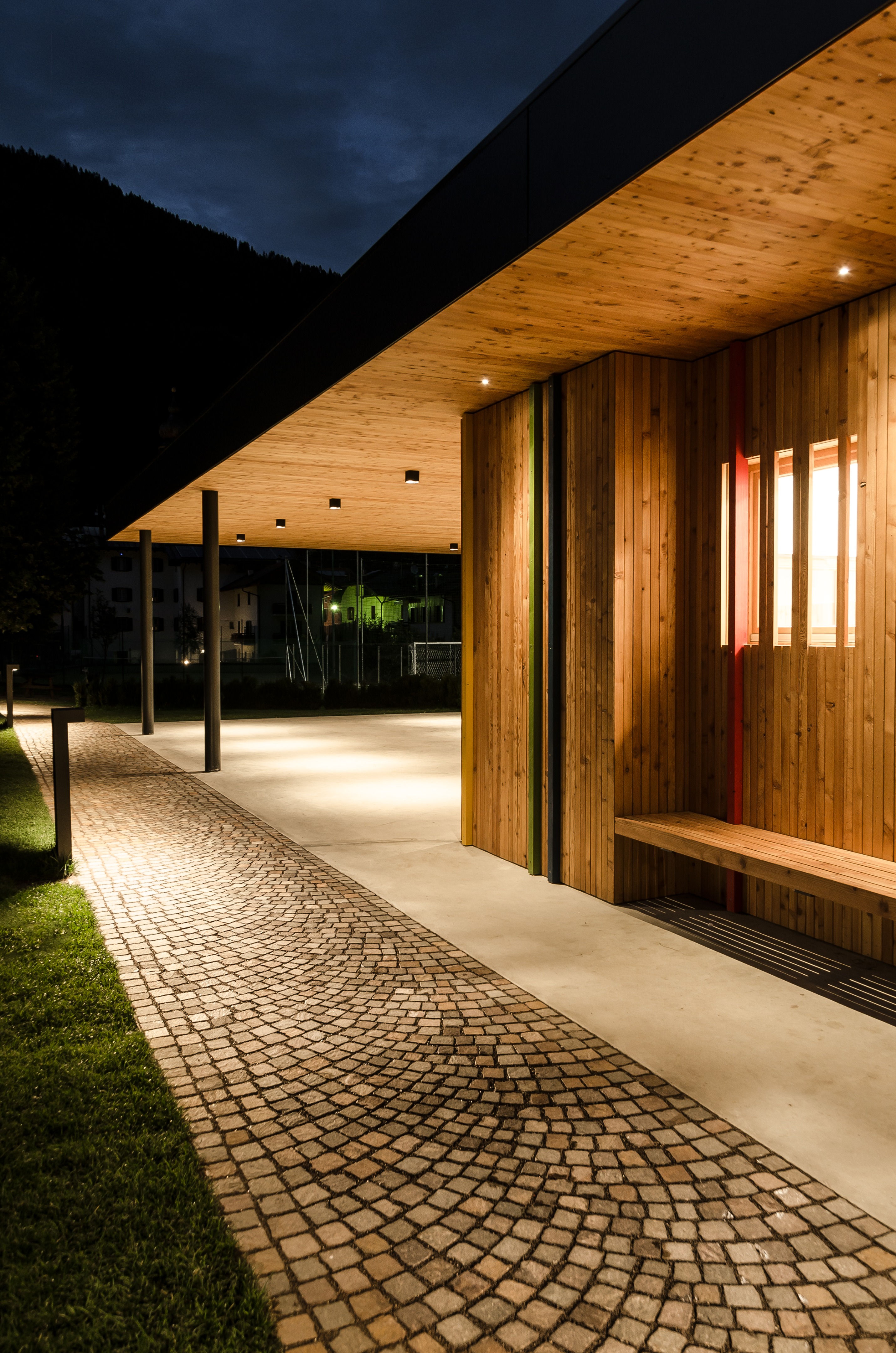 多功能运动场地设计-13